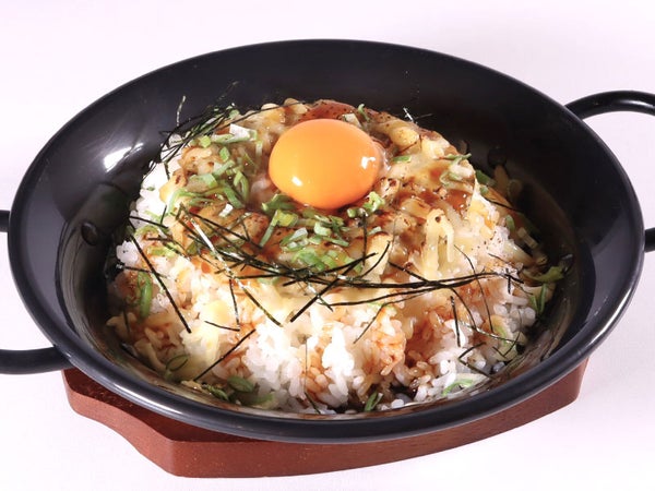月見チーズつくね鉄板飯